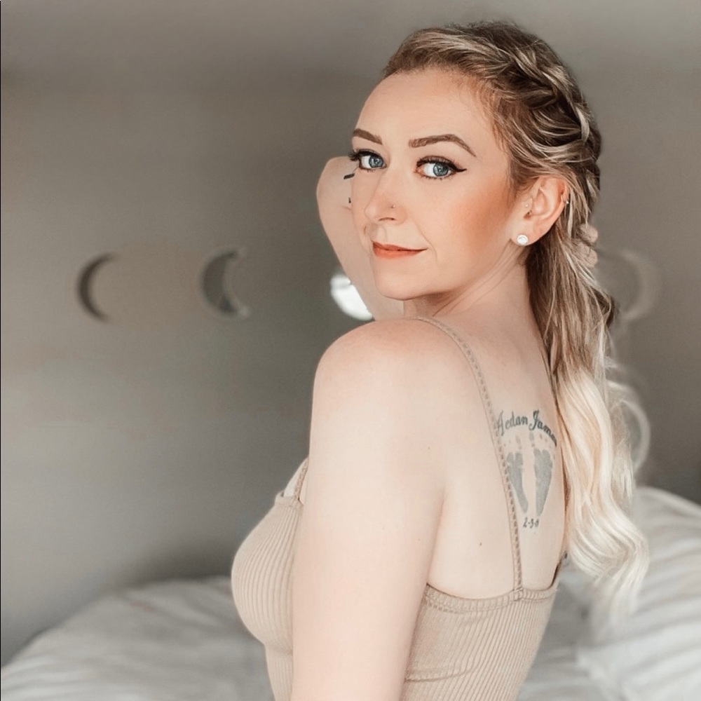 Meet your Posher, Kasey